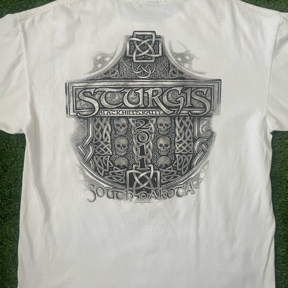 2011 Sturgis Black Hills Rally Skull T shirt Size XL